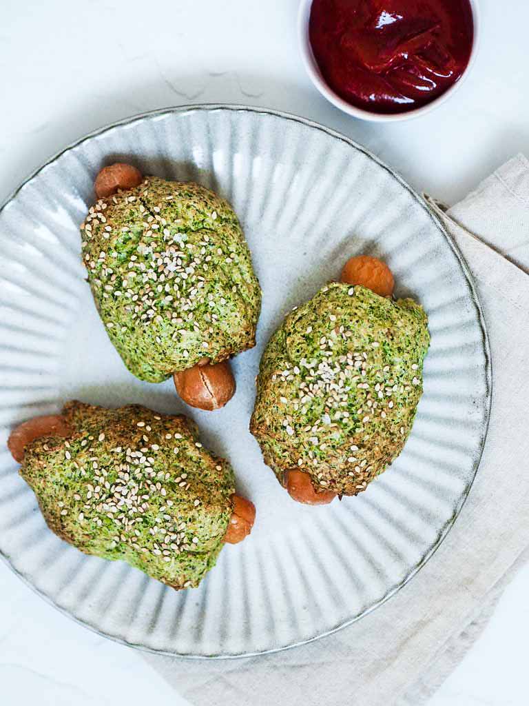 Pølsehorn med broccoli