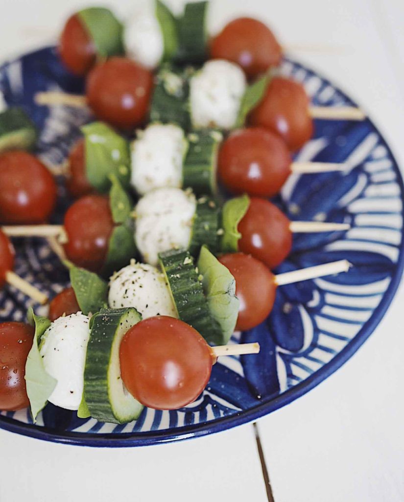 Sticks med tomatsalat