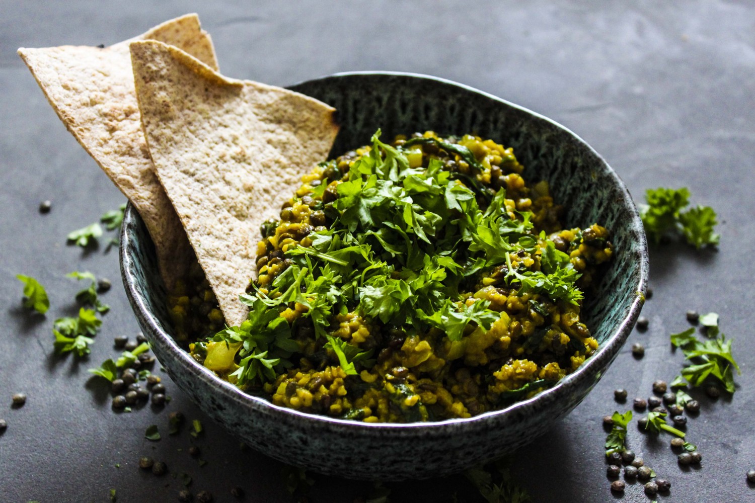 Vegetarisk ret med grønne linser groenlinsecurry2