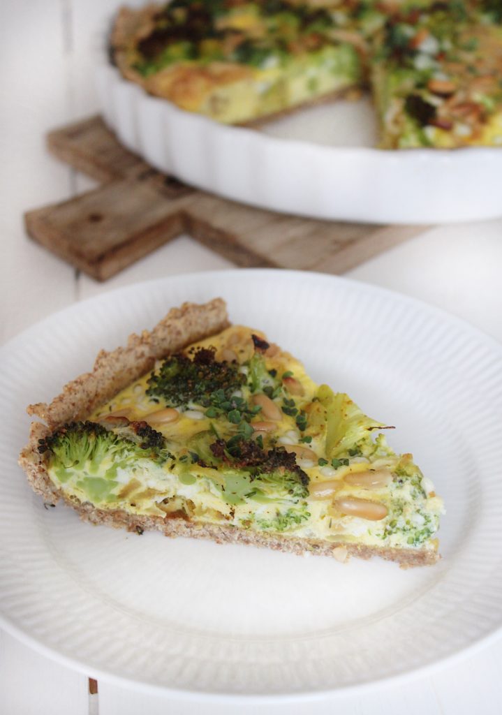 Grovtærte med broccoli og hytteost 1