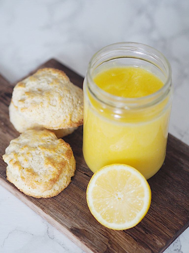 Hjemmelavet lemon curd