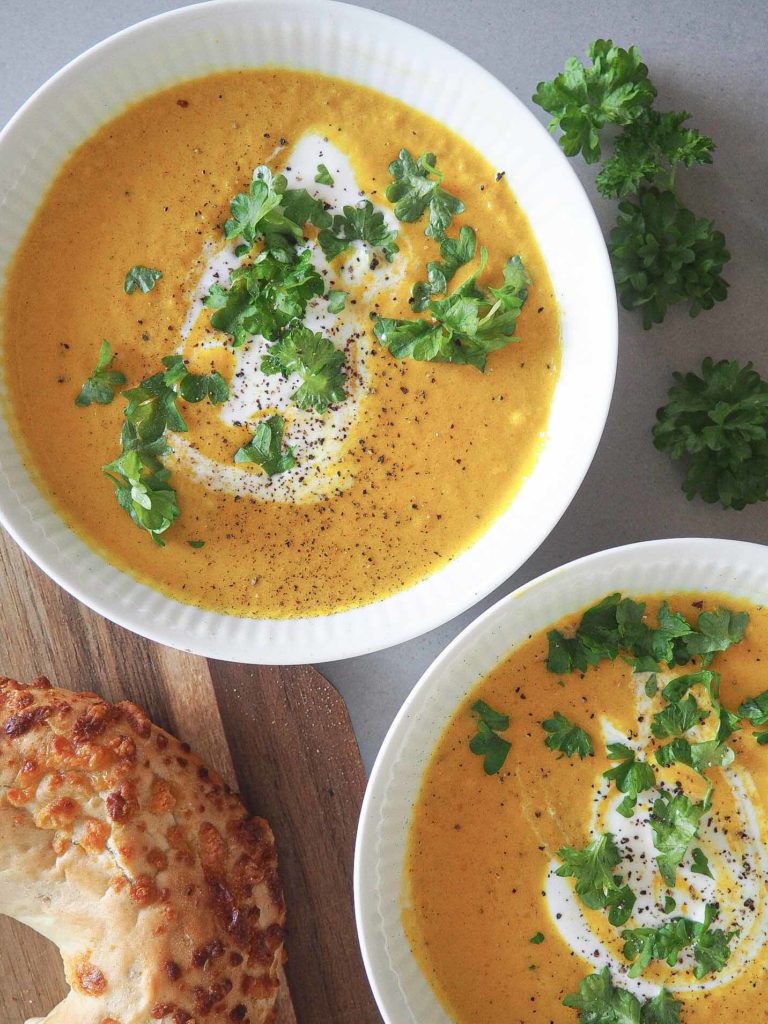 Gulerodssuppe med kokosmælk