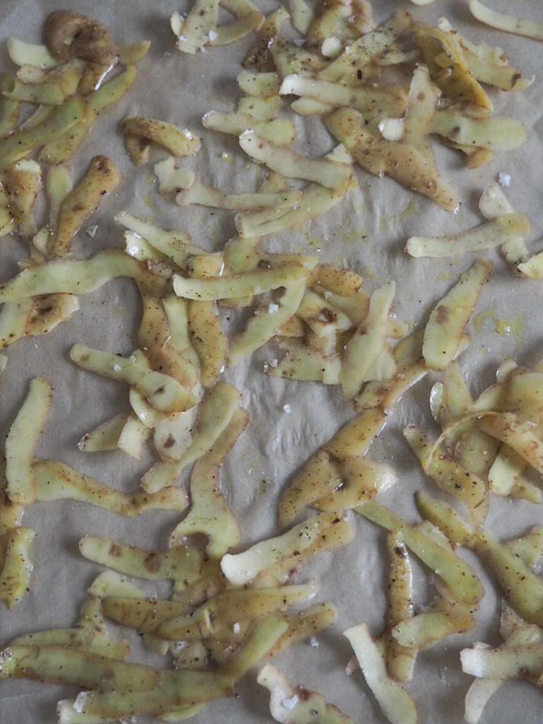 Chips af kartoffelskræller