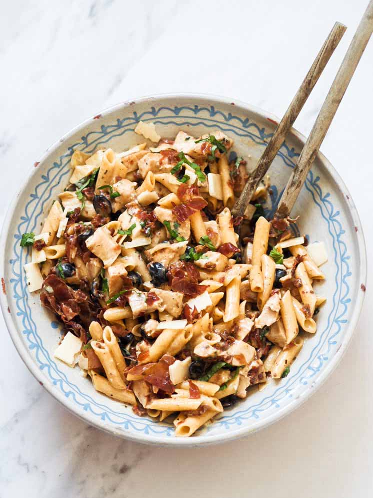 Italiensk pastasalat med kylling