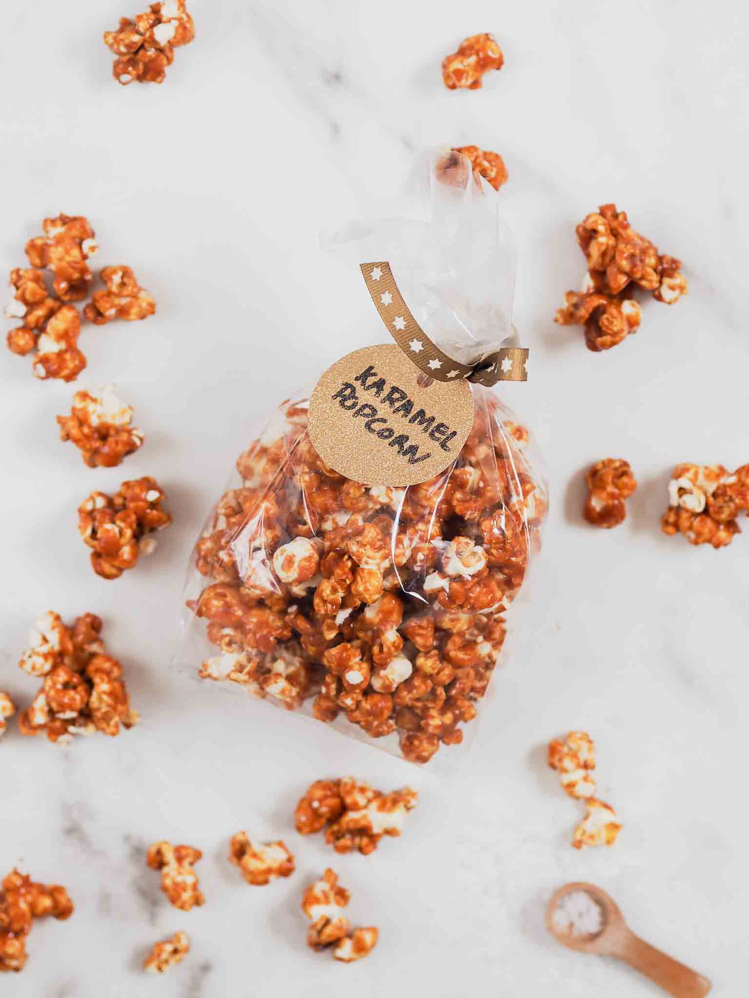 Hjemmelavet værtindegave - popcorn med saltkaramel