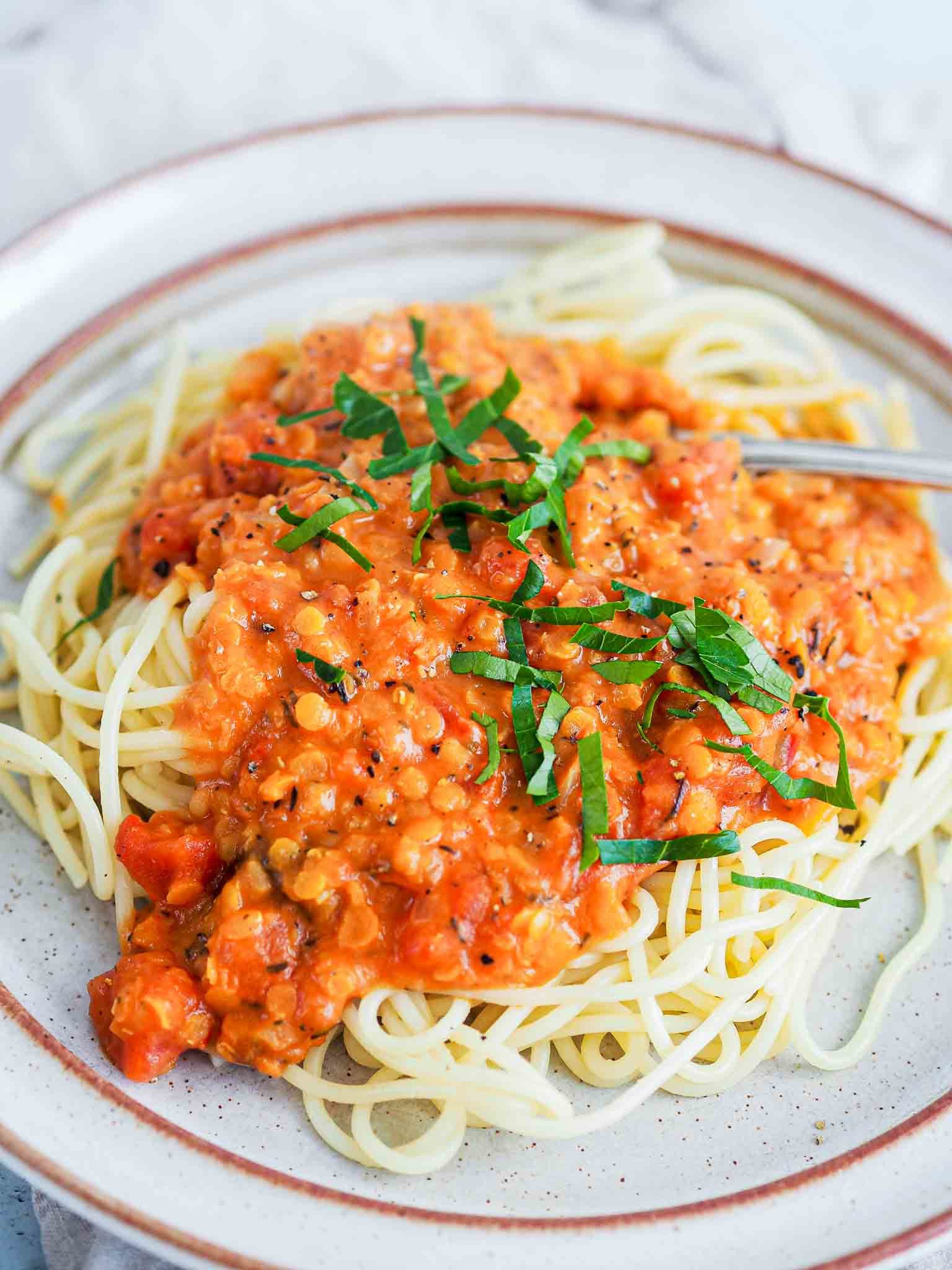 Tomatsovs med røde linser