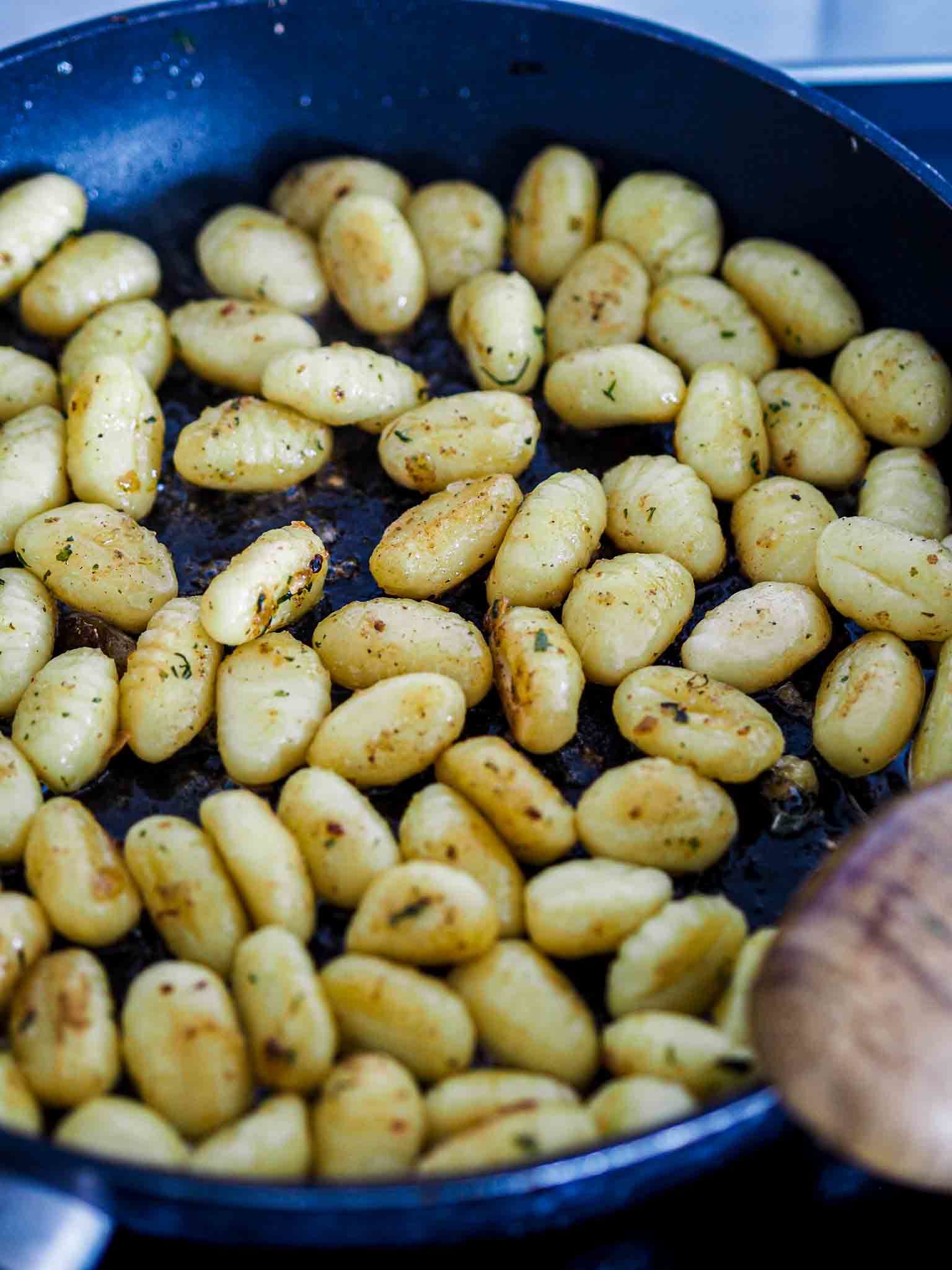 pandestegte gnocchi opskrift