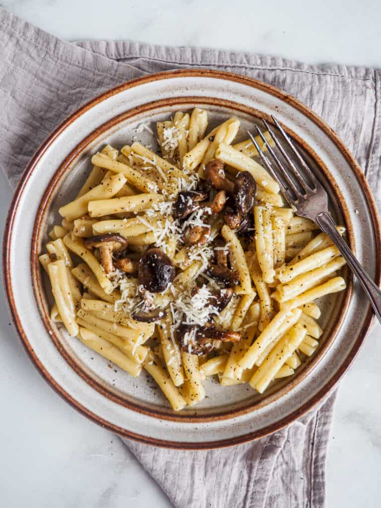 nem pastaret med cacio e pepe