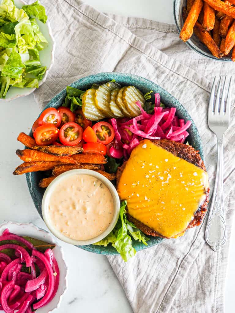 vegetarisk burger bowl