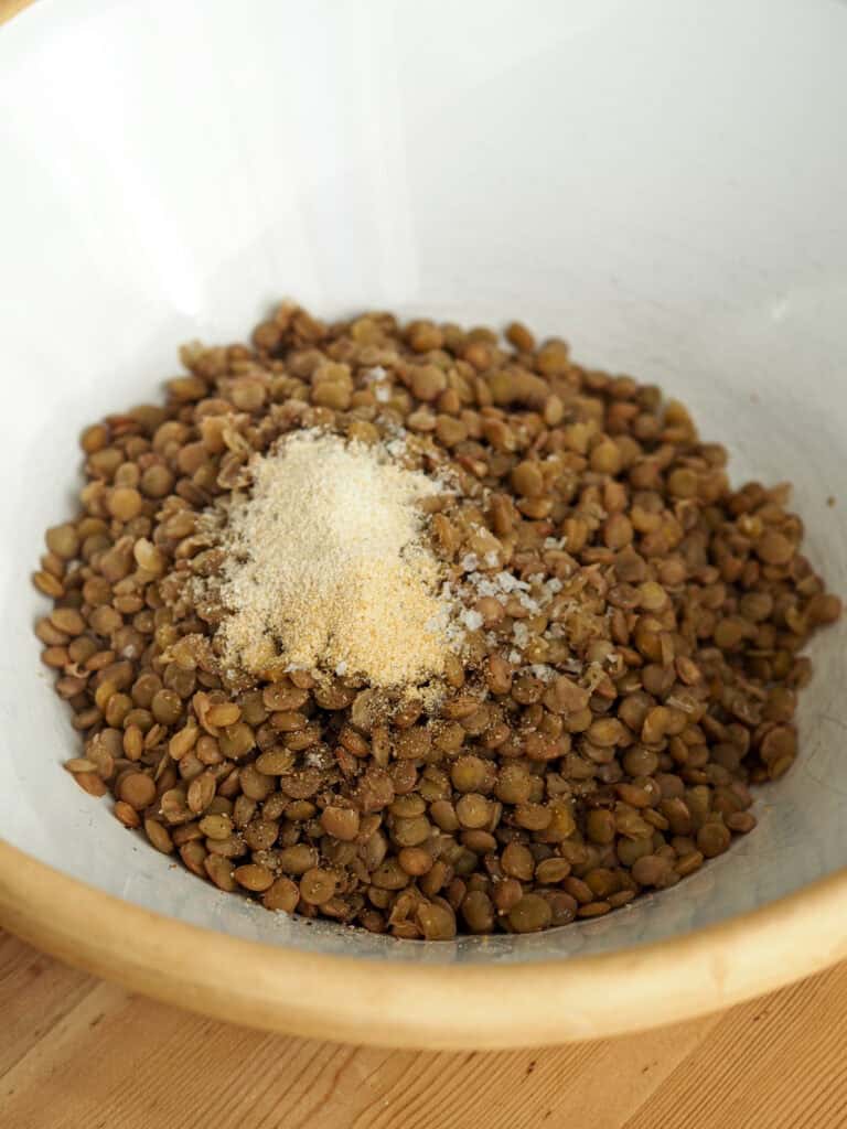 kogte grønne linser med krydderier