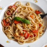 Pasta med friske tomater og hvidløg