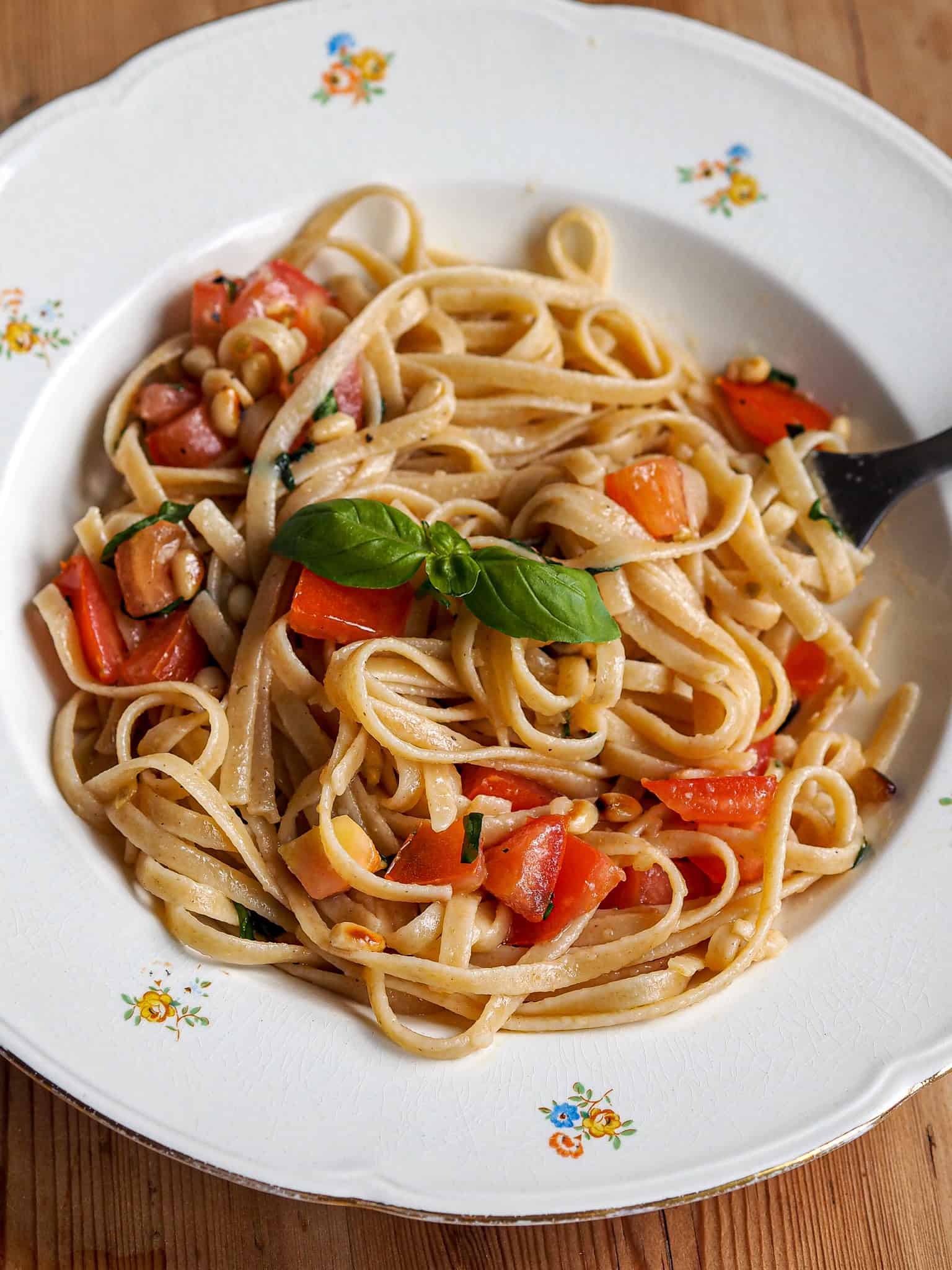 Pasta med friske tomater